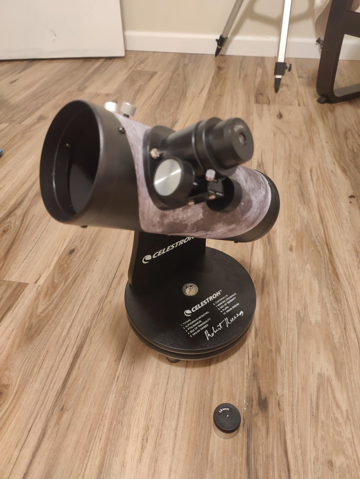 Celestron Signature Series Moon by Robert Reeves Features A Superb Moon Astronomical Telescope, Black (22016) Customer Review Celestron Signature Series Moon by Robert Reeves Features A Superb Moon Astronomical Telescope, Black (22016) - Customer Photo 1