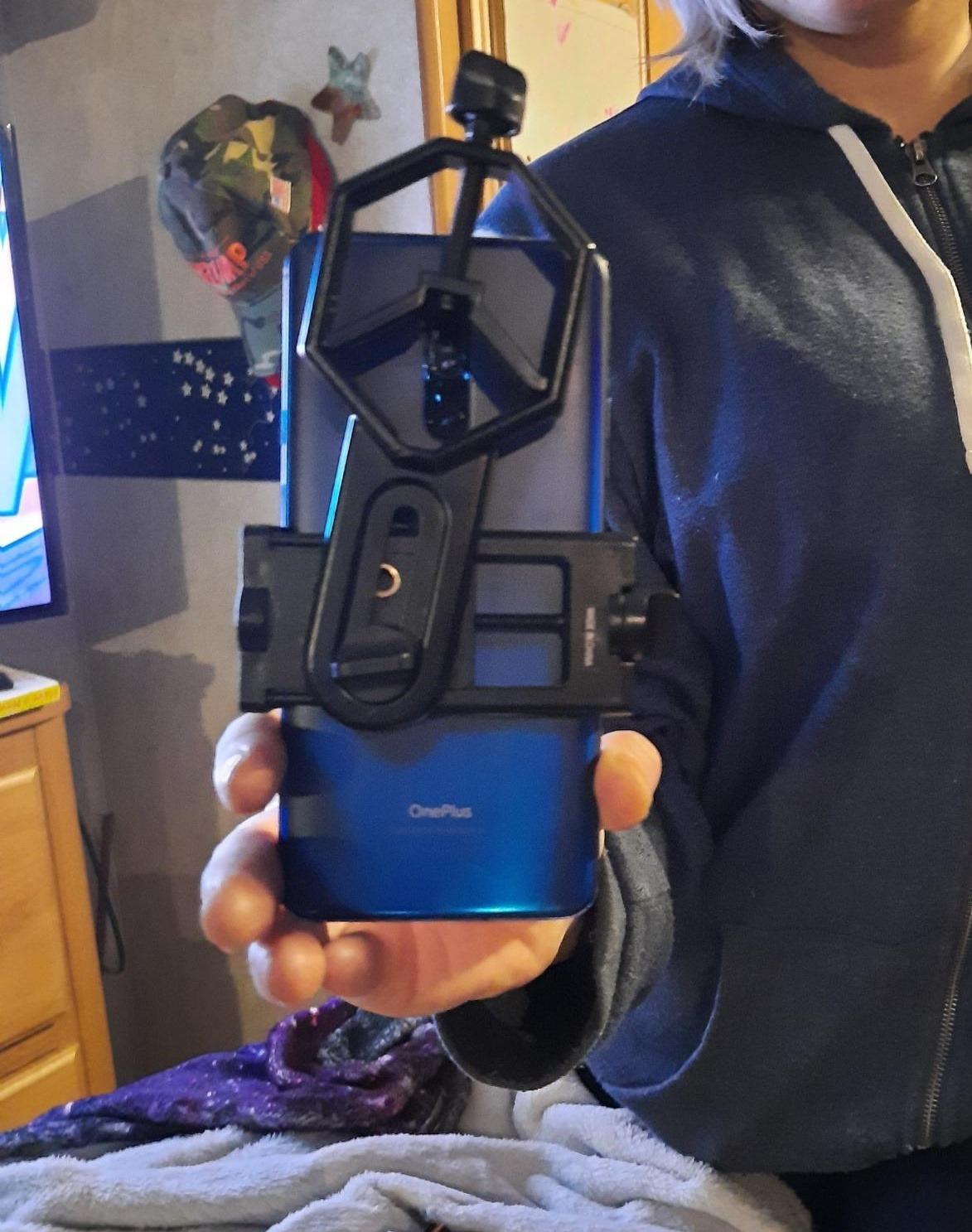 Celestron – Smartphone Adapter for Telescope, Binoculars & Spotting Scopes – Capture Images & Video Through Your Optics – Simple, Durable, Metal Body - Compact and Travel-Friendly Customer Review Celestron – Smartphone Adapter for Telescope, Binoculars & Spotting Scopes – Capture Images & Video Through Your Optics – Simple, Durable, Metal Body - Compact and Travel-Friendly - Customer Photo 1