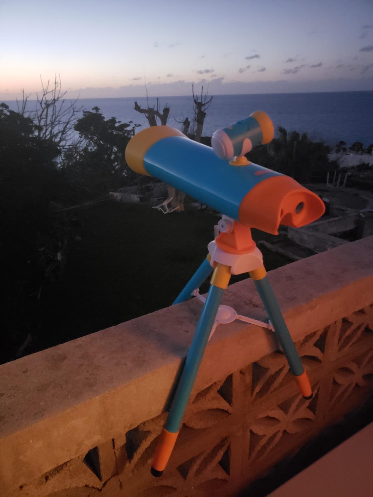Little Experimenter Projector Telescope for Kids, Children's Telescopes & 24 Space Images, Educational Book Incl, STEM Activity Science Toys, Learning Gifts for Boys & Girls Ages 3 4 5 6-12 Year Old - Customer Photo 3