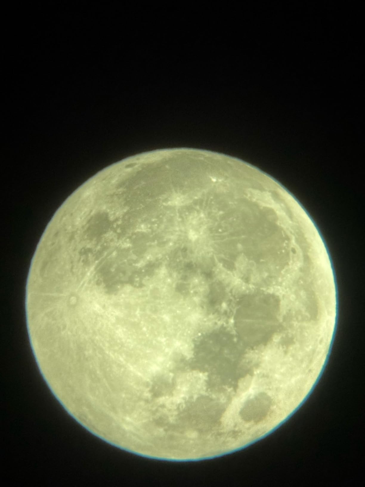 Celestron StarSense Explorer LT 114AZ App-Enabled Telescope – 114mm Newtonian Reflector with Smartphone Dock & StarSense App – iPhone & Android Compatible – Easy-to-Use for Beginners - Customer Photo 2