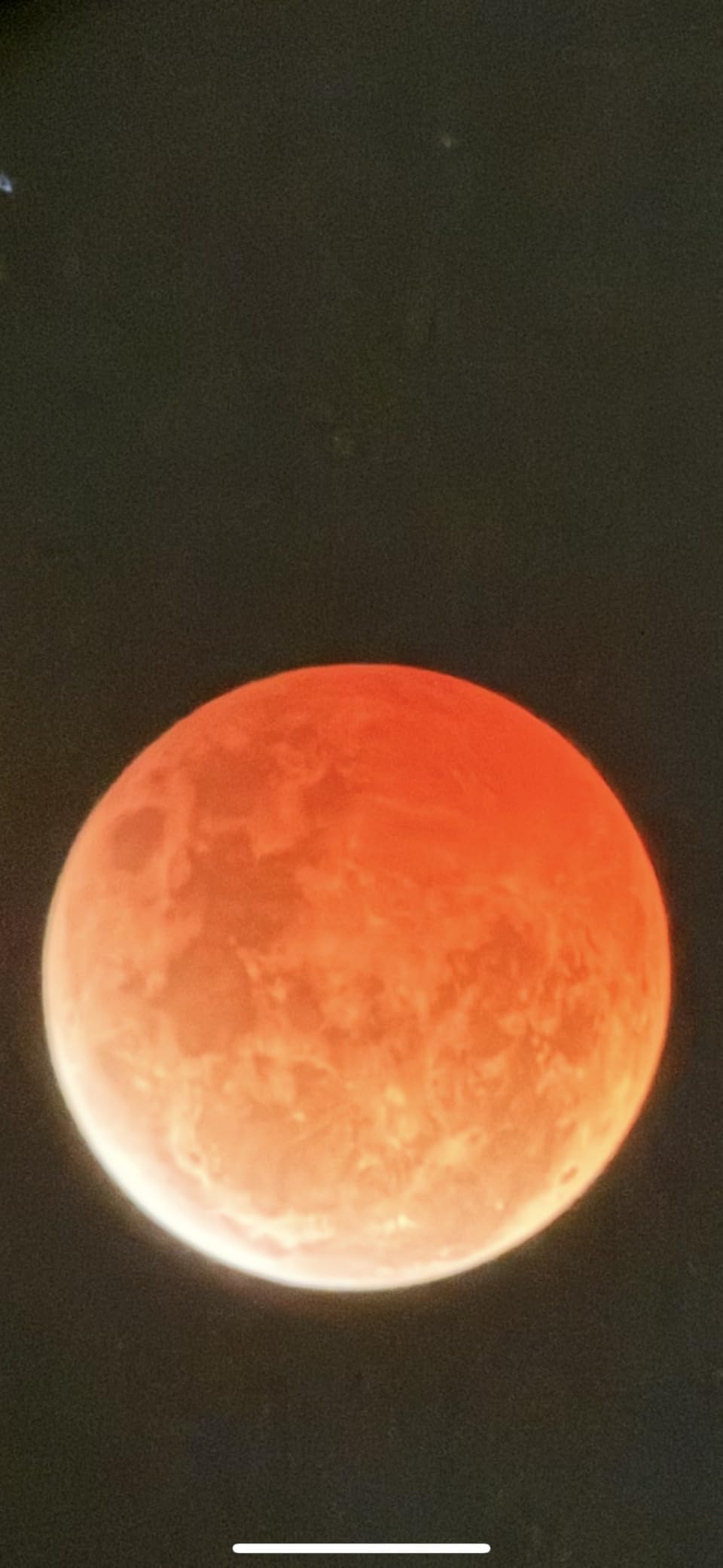 Celestron StarSense Explorer LT 114AZ App-Enabled Telescope – 114mm Newtonian Reflector with Smartphone Dock & StarSense App – iPhone & Android Compatible – Easy-to-Use for Beginners - Customer Photo 4