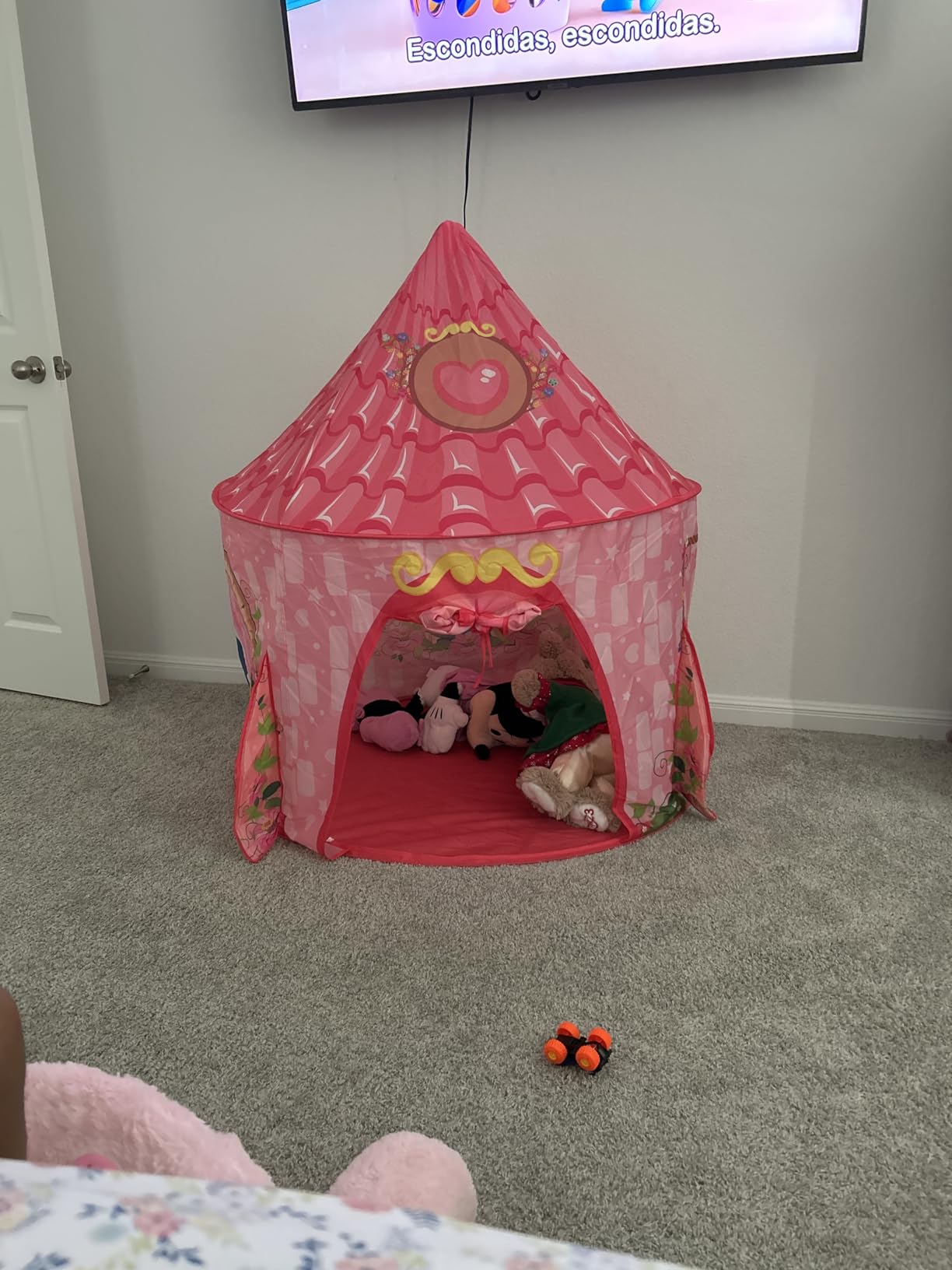 JOYIN Rocket Ship Play Tent Pop up Play Tent Kids Indoor Outdoor Spaceship Playhouse Tent Set - Customer Photo 1