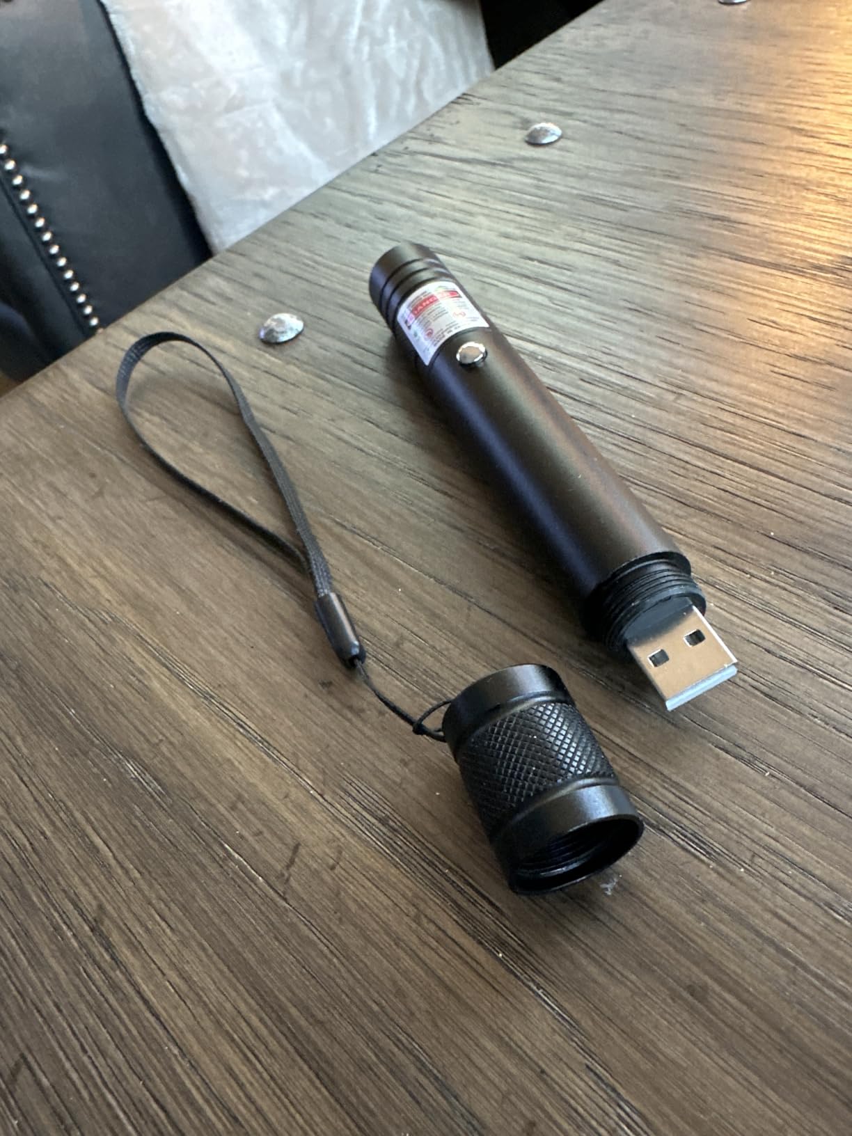 Cyahvtl Laser Pointer, Tactical Flashlights 2000 Metres Green Long Range High Power Handheld Flashlight, Rechargeable Laser Pointer for USB, with Star Cap Adjustable Focus Suitable for Projecto - Customer Photo 1