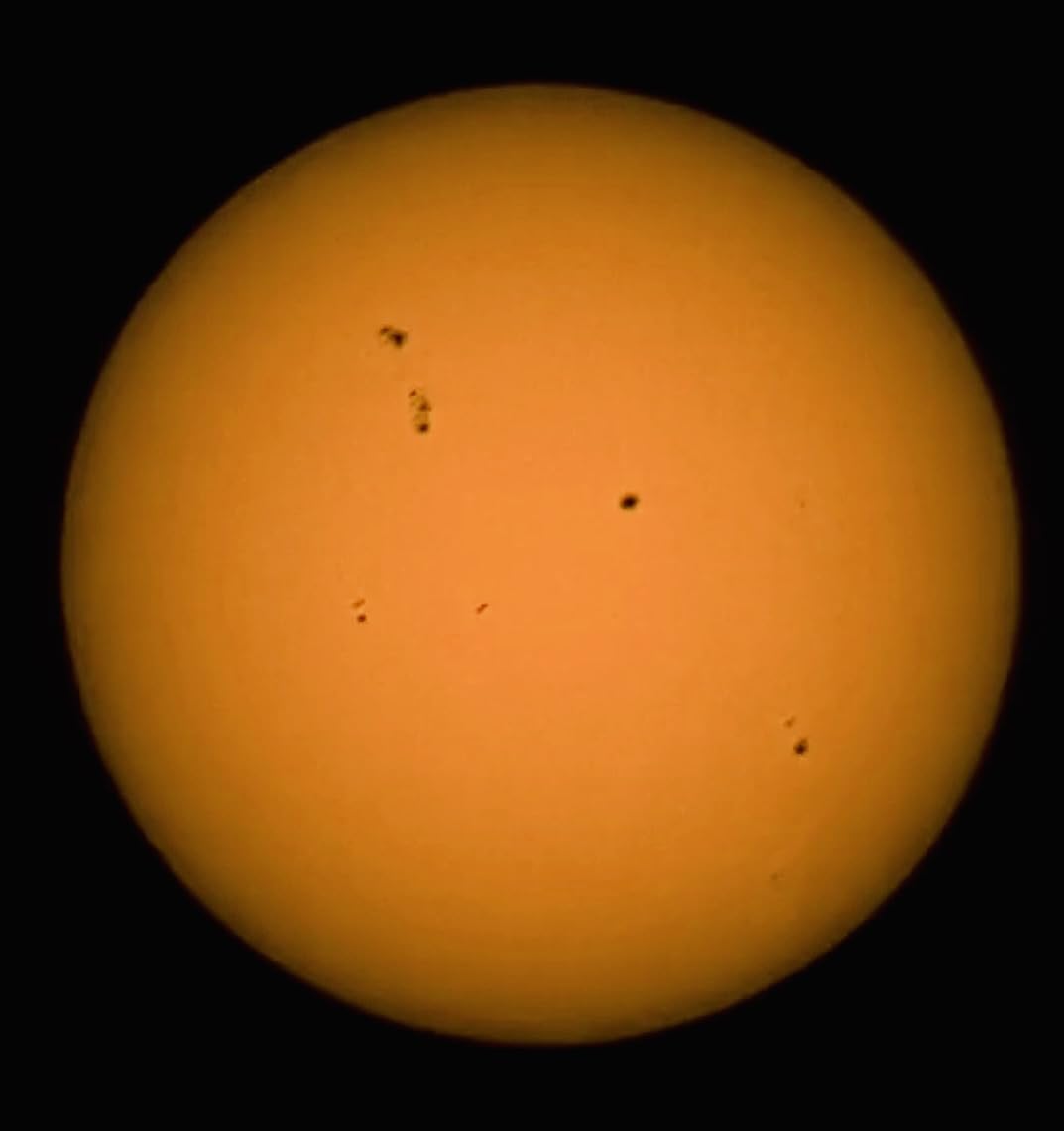 Seestar S30 30mm Smart Astronomical Telescope by ZWO - Portable, Digital, All-in-one, for Beginners & Experienced Users, EAA Customer Review Seestar S30 30mm Smart Astronomical Telescope by ZWO - Portable, Digital, All-in-one, for Beginners & Experienced Users, EAA - Customer Photo 1