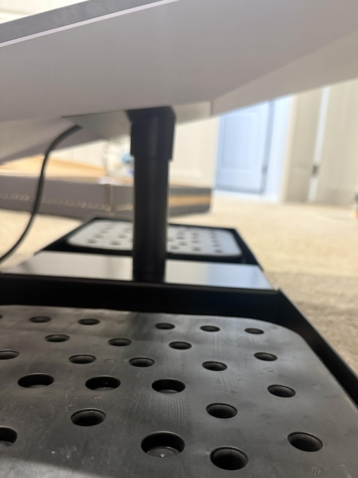 Starlink Ridgeline Mount Gen 3 - Easy No-Drill Installation -Counterweights Included - Starlink Ridge Mount Gen 3 - Roof Ridge Pivot Kit Customer Review Starlink Ridgeline Mount Gen 3 - Easy No-Drill Installation -Counterweights Included - Starlink Ridge Mount Gen 3 - Roof Ridge Pivot Kit - Customer Photo 1