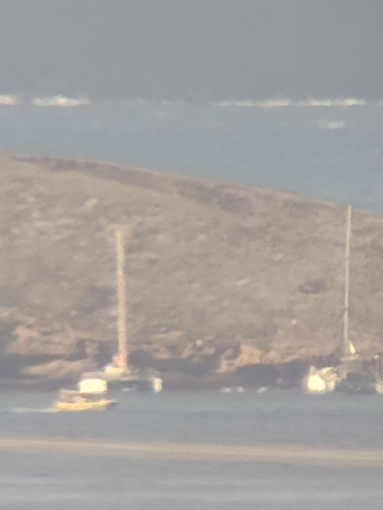 ESSLNB Telescope, 130mm Reflector Telescopes for Adults Astronomy Beginners, Professional High Transmission Travel Telescope with Stargazing APP Wireless Remote Phone Adapter - Customer Photo 2