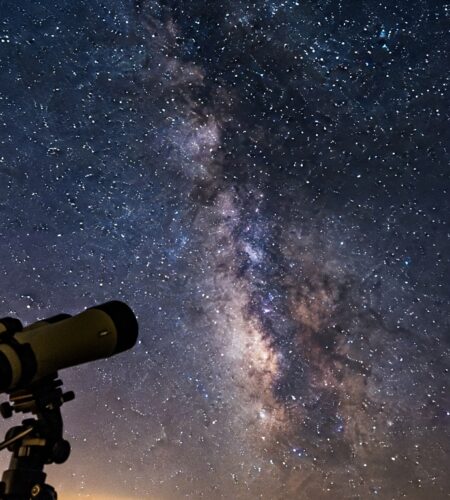 Best Binoculars For Stargazing 2026: 10 Astronomy Binoculars Tested