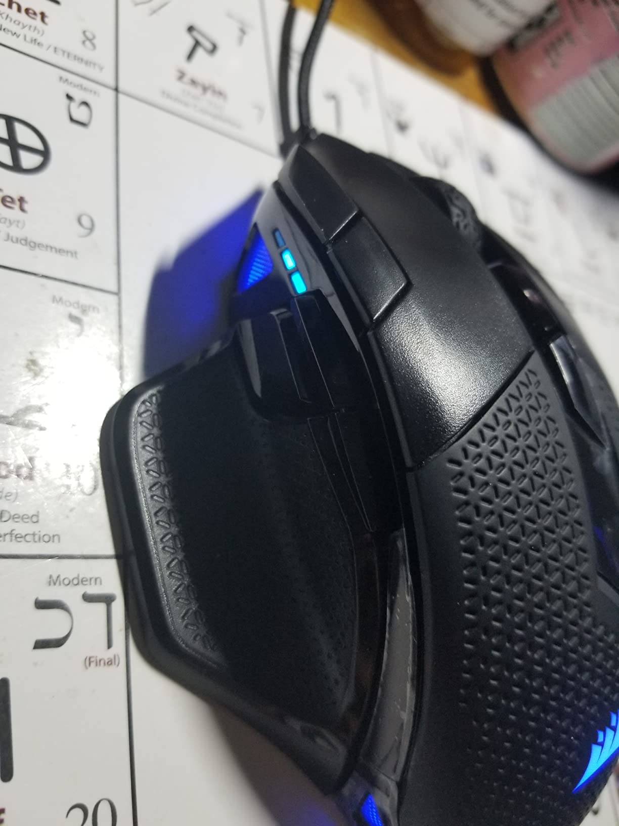 NIGHTSWORD RGB Gaming Mouse for FPS, MOBA - 18,000 DPI - 10 Programmable Buttons - Weight System - iCUE Compatible - Black - Customer Photo 1