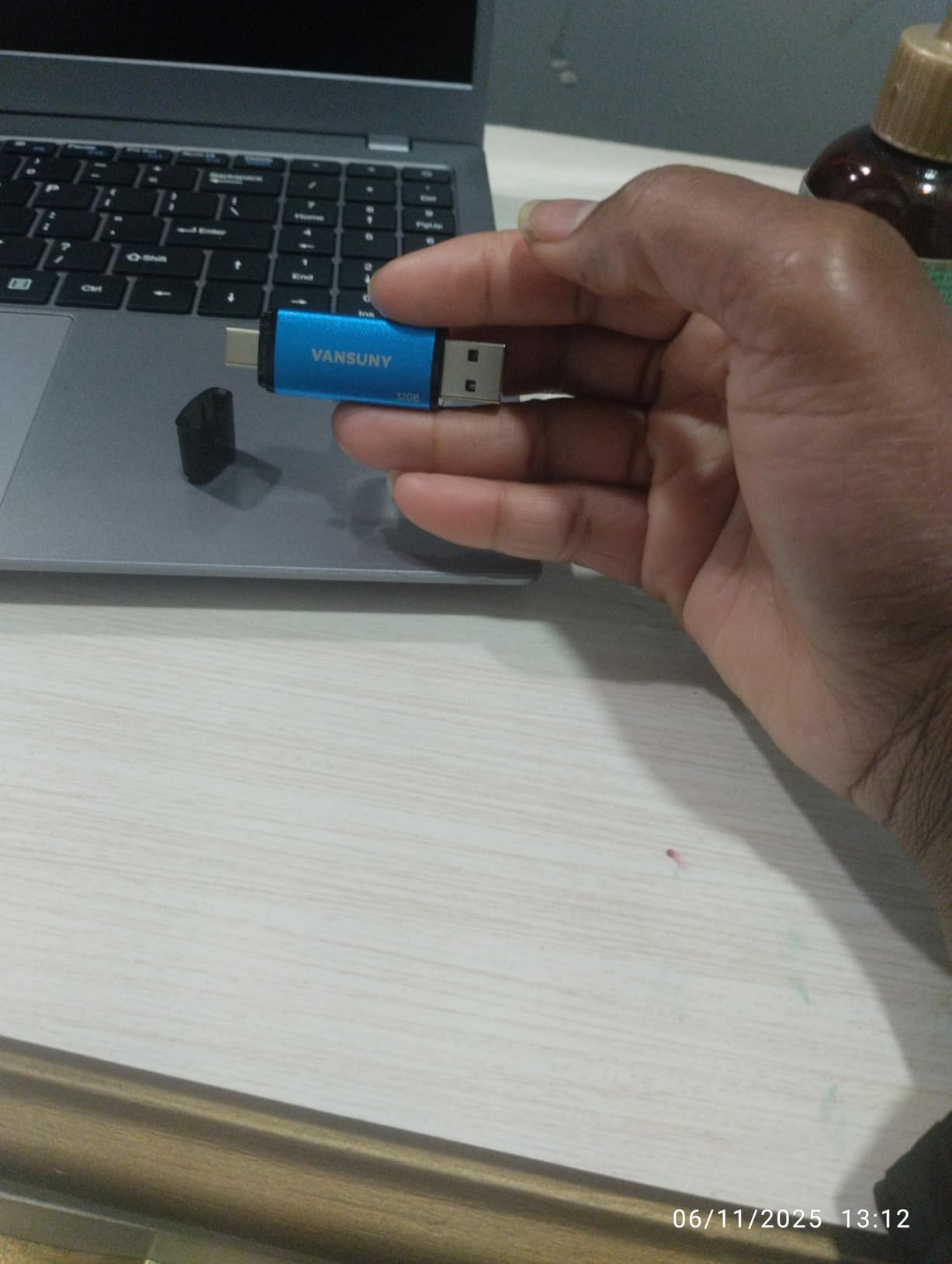 Vansuny 128GB USB Type-C Flash Drive 2-in-1 Dual USB A + Tape C OTG Flash Drive for Android Smartphone Tablet Computer Laptop (Blue) - Customer Photo 2