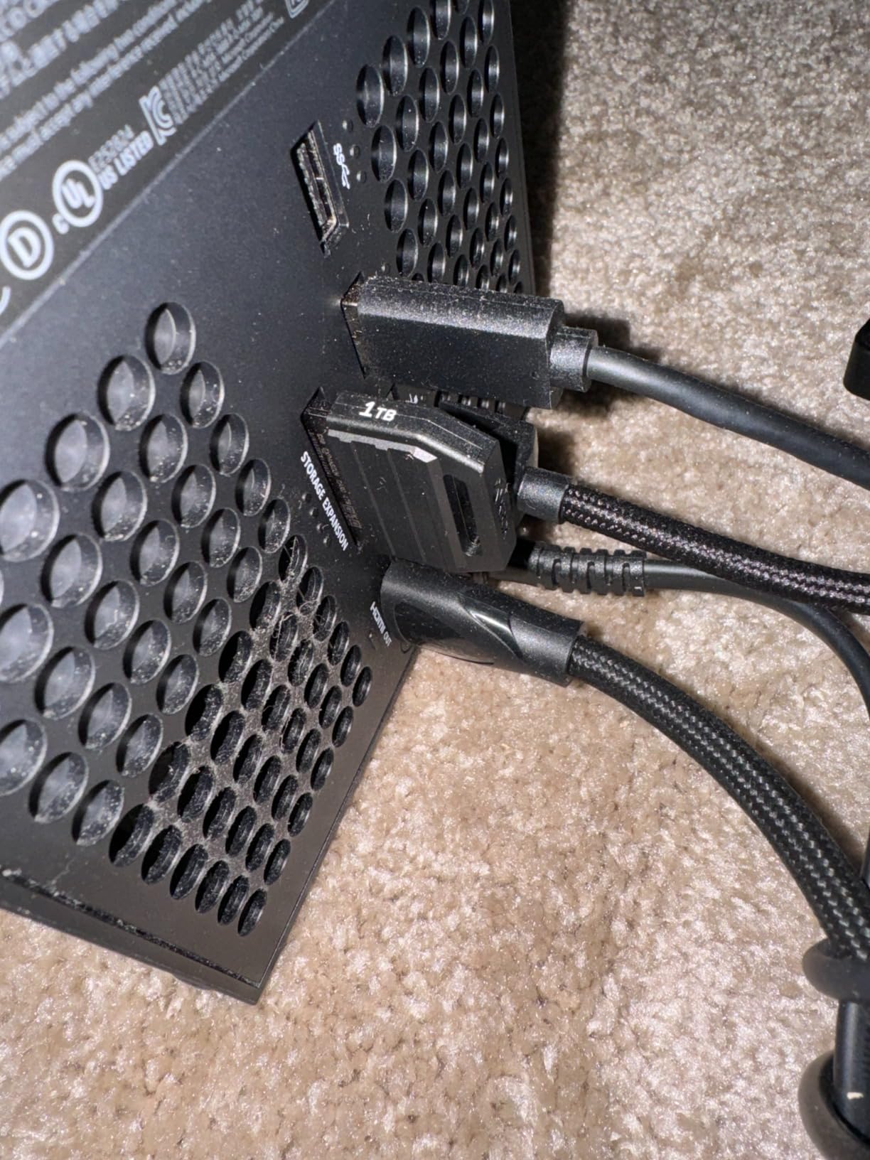 WD_Black 1TB C50 Storage Expansion Card, Officially Licensed for Xbox – Quick Resume, Plug & Play, NVMe SSD Expansion for Xbox Series X|S Gaming Consoles - WDBMPH0010BNC-WCSN - Customer Photo 2