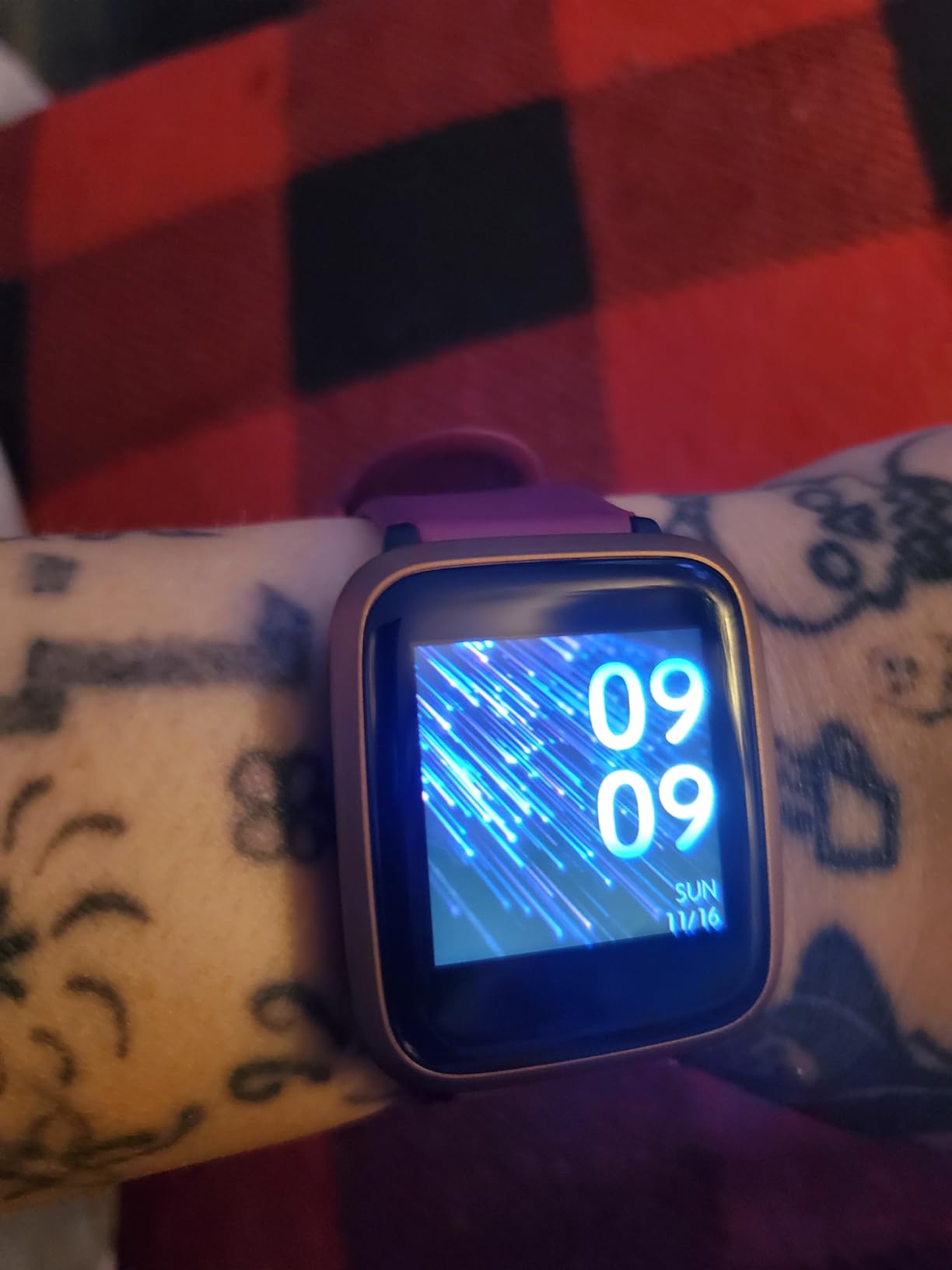 Fitness Tracker Watch with Heart Rate Monitor, Large Screen Activity Tracker with Pedometer, Sleep Monitor, Calories & Step Counter, 5ATM Waterproof Smart Watch for Women Men Fitness Watch for Sports - Customer Photo 1