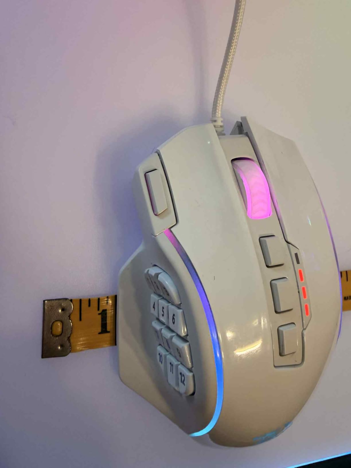 Redragon Wireless Gaming Mouse, MMO Gaming Mouse UP 16,000 DPI, 16 Macro Programmable Buttons, RGB Rechargeable Mouse with 12 Side Buttons, 70Hrs for PC Laptop MOBA FPS, White,M901P-WS - Customer Photo 1