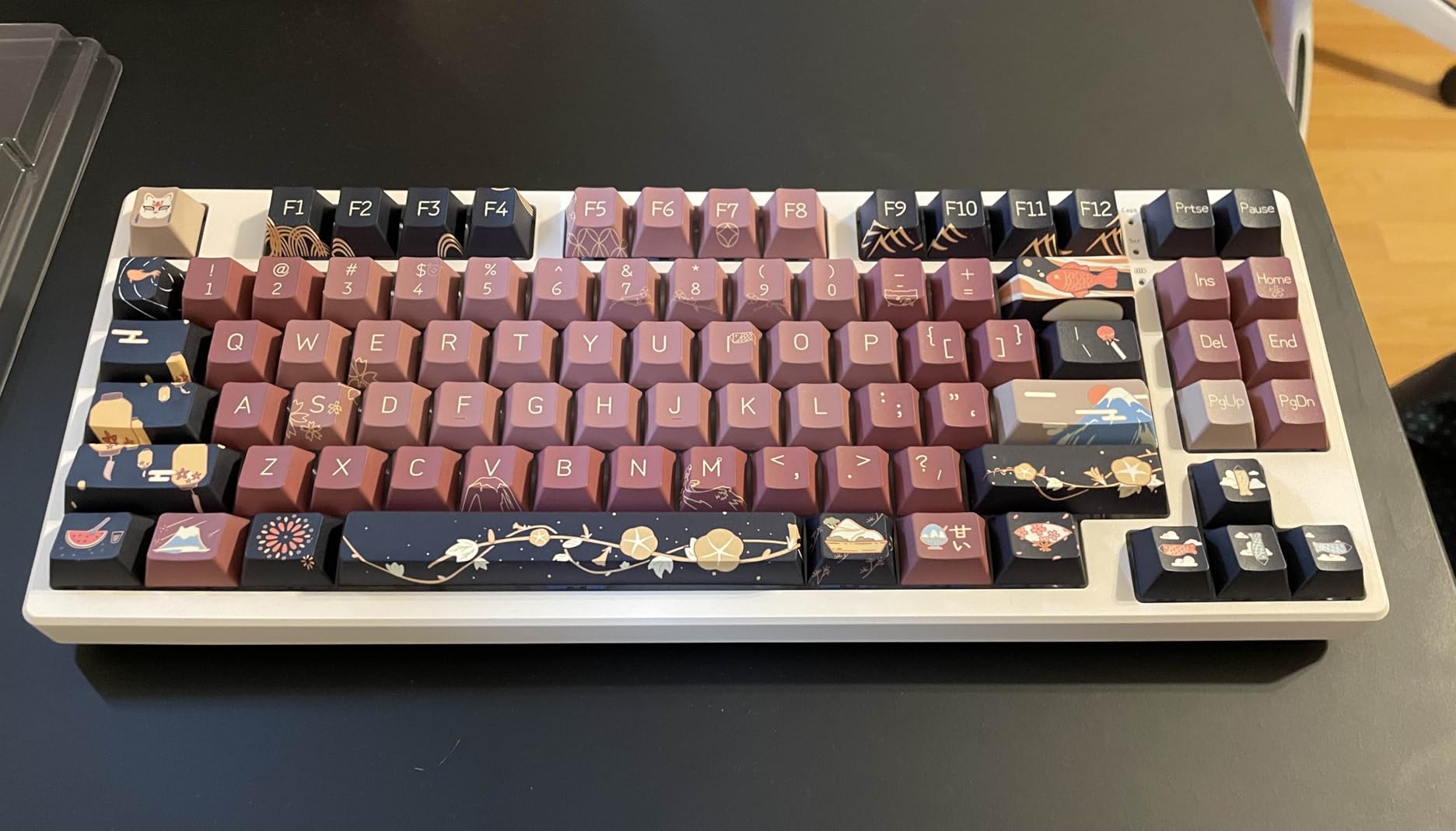 Wireless Mechanical Keyboard,Gasket Mounted with Creamy Sound,Bluetooth/2.4GHz/USB-C,Custom Hot Swappable,RGB Backlit,75% Compact Layout for Gaming/Typing/Win/Mac/PC (Retro Beige,Linear Switch) Customer Review Wireless Mechanical Keyboard,Gasket Mounted with Creamy Sound,Bluetooth/2.4GHz/USB-C,Custom Hot Swappable,RGB Backlit,75% Compact Layout for Gaming/Typing/Win/Mac/PC (Retro Beige,Linear Switch) - Customer Photo 2