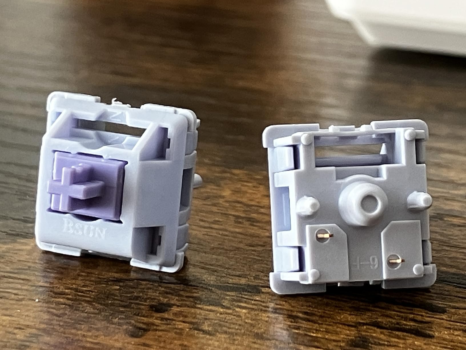 Wireless Mechanical Keyboard,Gasket Mounted with Creamy Sound,Bluetooth/2.4GHz/USB-C,Custom Hot Swappable,RGB Backlit,75% Compact Layout for Gaming/Typing/Win/Mac/PC (Retro Beige,Linear Switch) Customer Review Wireless Mechanical Keyboard,Gasket Mounted with Creamy Sound,Bluetooth/2.4GHz/USB-C,Custom Hot Swappable,RGB Backlit,75% Compact Layout for Gaming/Typing/Win/Mac/PC (Retro Beige,Linear Switch) - Customer Photo 4