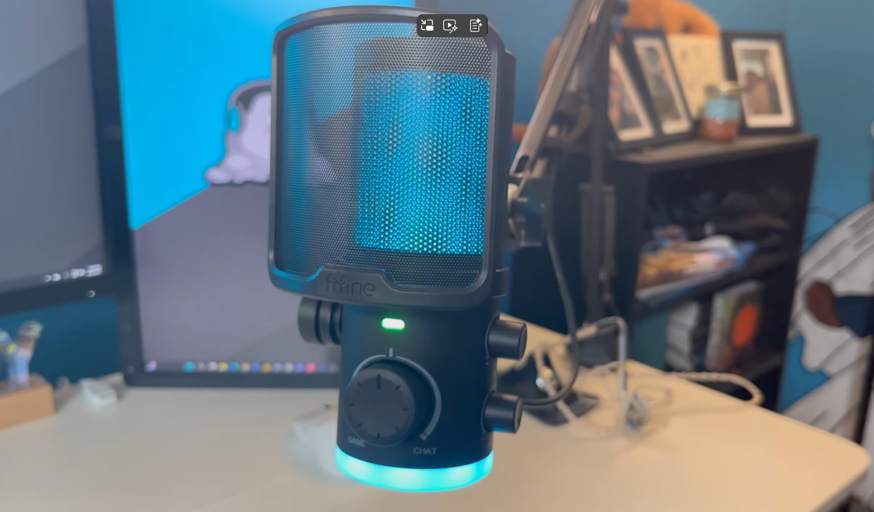 FIFINE AM6T USB Streaming Microphone for PC Gaming, Professional Condenser Mic with RGB, Noise Cancellation&Game/Chat Mixer-Plug & Play for Discord Chat/Streamer/Podcaster, with Boom Arm&Pop Filter - Customer Photo 2