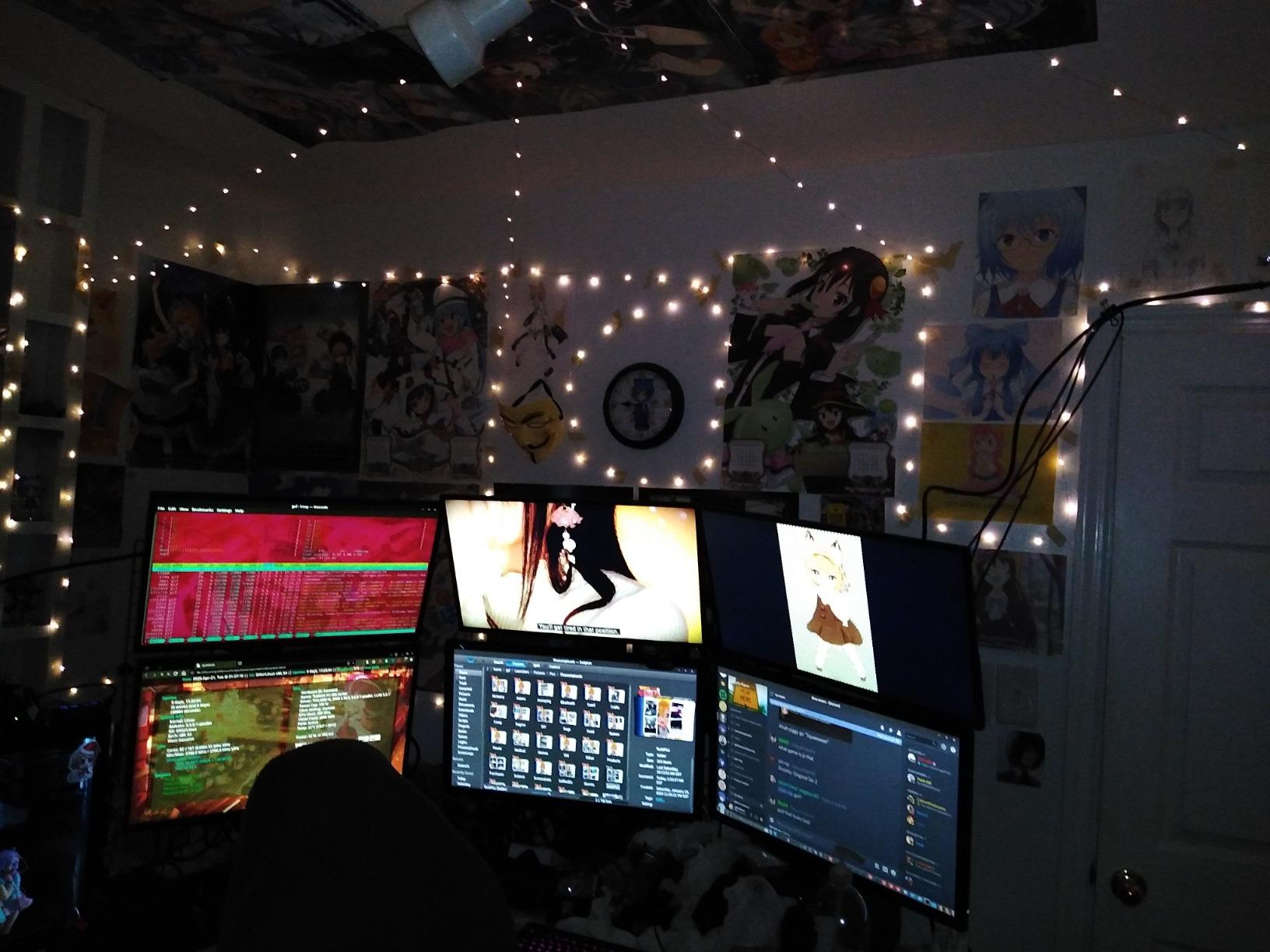 XFX Swift AMD Radeon RX 9070 XT Triple Fan Gaming Edition with 16GB GDDR6 HDMI 3xDP, AMD RDNA 4 RX-97TSWF3B9 - Customer Photo 2