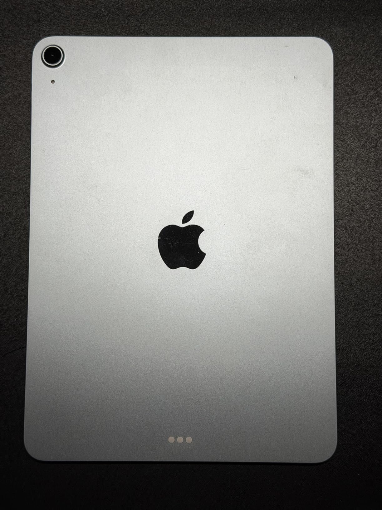 Apple iPad Air 11-inch with M3 chip Built for Apple Intelligence, Liquid Retina Display, 128GB, 12MP Front/Back Camera, Wi-Fi 6E, Touch ID, All-Day Battery Life — Space Gray - Customer Photo 5