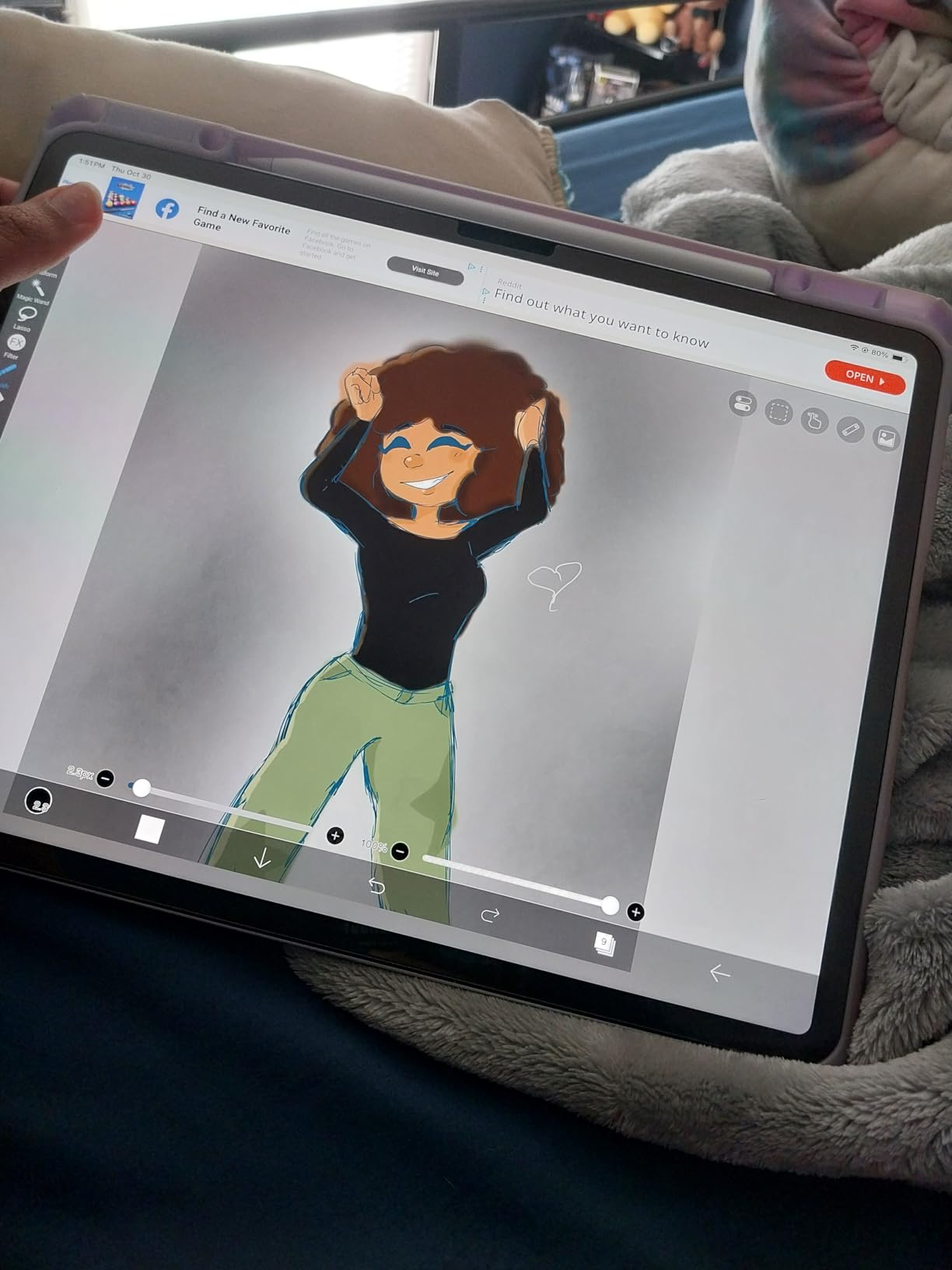 Apple iPad Air 13-inch with M3 chip Built for Apple Intelligence, Liquid Retina Display, 256GB, 12MP Front/Back Camera, Wi-Fi 6E, Touch ID, All-Day Battery Life — Space Gray - Customer Photo 1