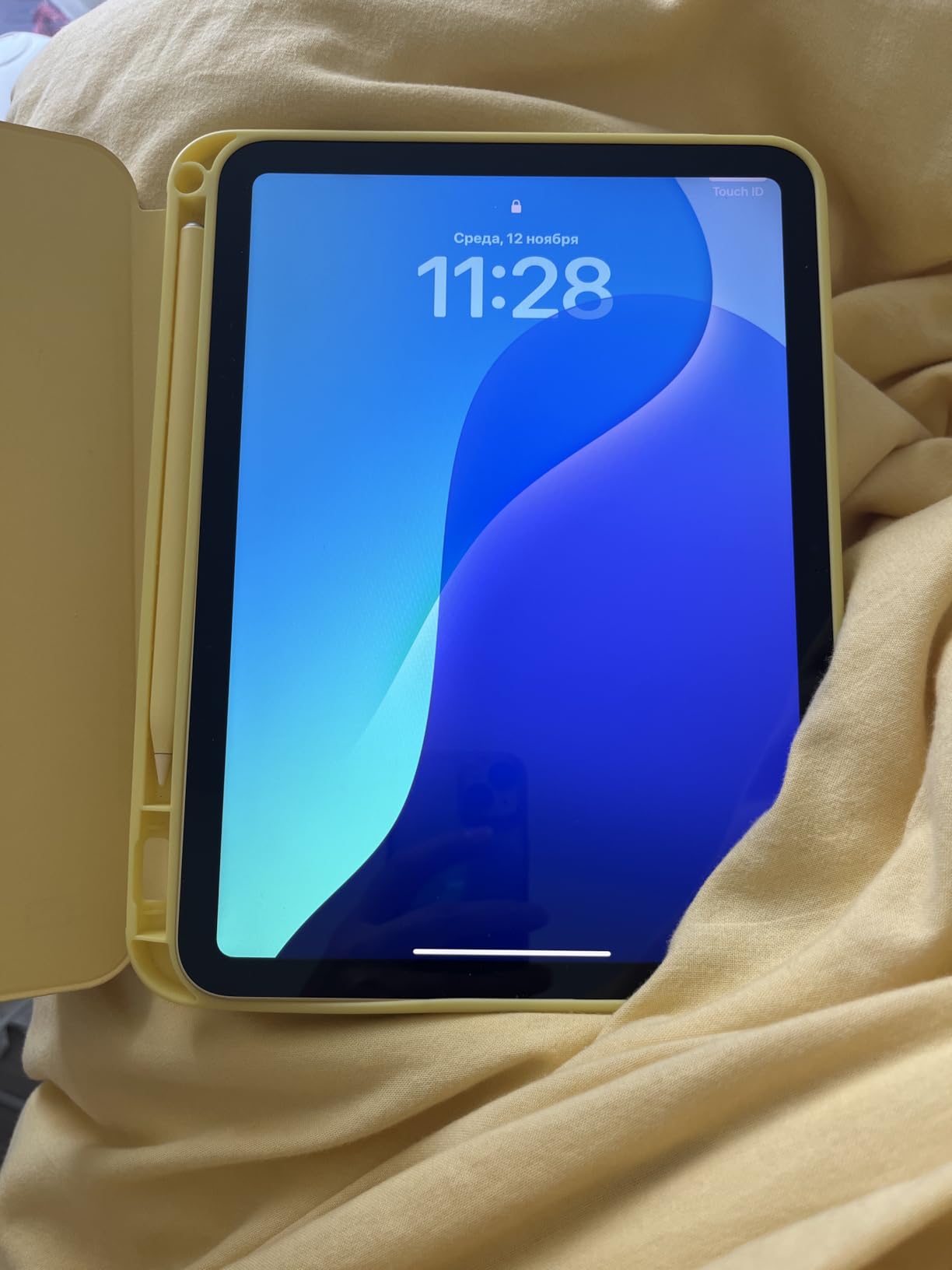 Apple iPad 11-inch: A16 chip, 11-inch Model, Liquid Retina Display, 128GB, Wi-Fi 6, 12MP Front/12MP Back Camera, Touch ID, All-Day Battery Life — Pink - Customer Photo 2