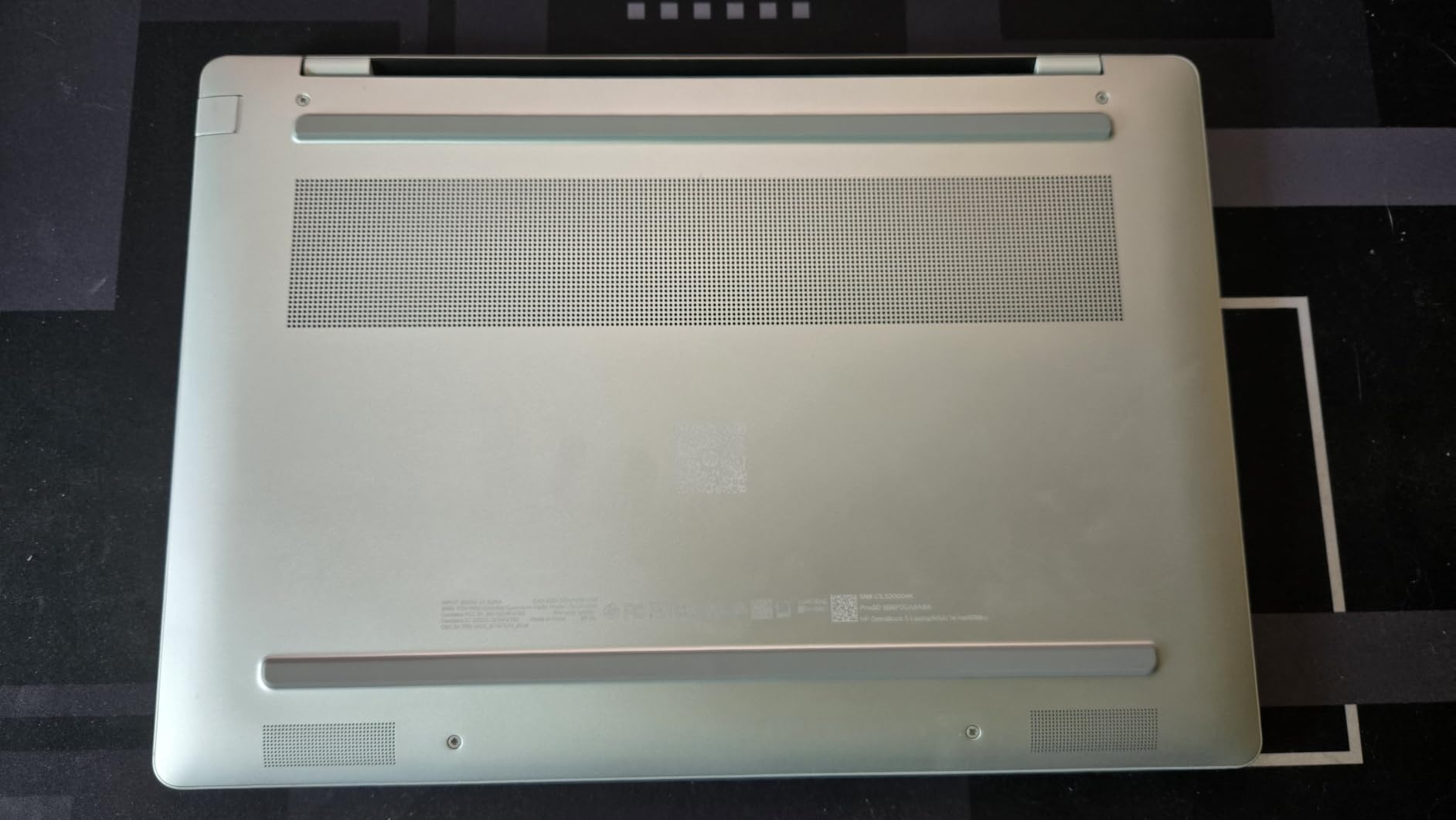 HP OmniBook 5 14 inch Next Gen AI PC, OLED Display, Snapdragon X Plus X1P-42-100, 16 GB RAM, 1 TB SSD, Qualcomm Adreno GPU, Windows 11 Home, Copilot+ PC, Glacier Silver, 14-he0099nr Customer Review HP OmniBook 5 14 inch Next Gen AI PC, OLED Display, Snapdragon X Plus X1P-42-100, 16 GB RAM, 1 TB SSD, Qualcomm Adreno GPU, Windows 11 Home, Copilot+ PC, Glacier Silver, 14-he0099nr - Customer Photo 4