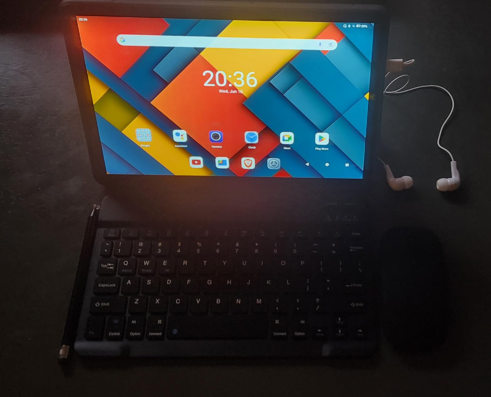 Tablet, 11 Inch Android 14 Tablets, 14GB RAM+64GB ROM (TF 1TB) with Octa-Core, 6800mAh, Widevine L1, WiFi 6, 8 in 1 Tablet with Keyboard, Mouse, Protective Case, Stylus, Headset, Charger- Black - Customer Photo 4