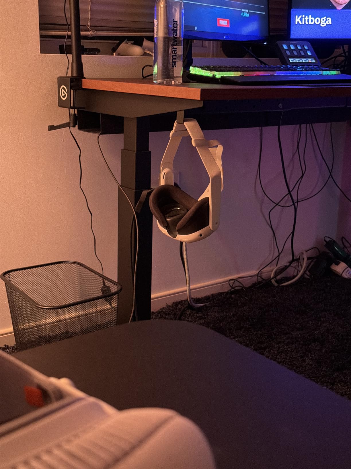 Meta Quest 3 512GB | VR Headset — Thirty Percent Sharper Resolution — 2X Graphical Processing Power — Virtual Reality Without Wires — Access to 40+ Games with a 3-Month Trial of Meta Horizon+ Included - Customer Photo 1