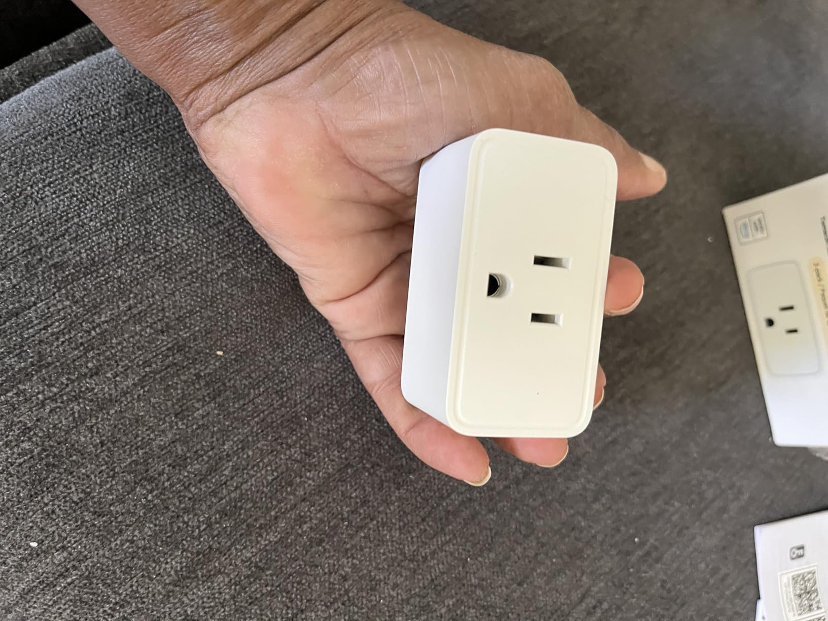 Amazon Basics Smart Plug, Works with Alexa Only, 2.4 GHz Wi-Fi, No Hub Required, 2 Pack, White Customer Review Amazon Basics Smart Plug, Works with Alexa Only, 2.4 GHz Wi-Fi, No Hub Required, 2 Pack, White - Customer Photo 3