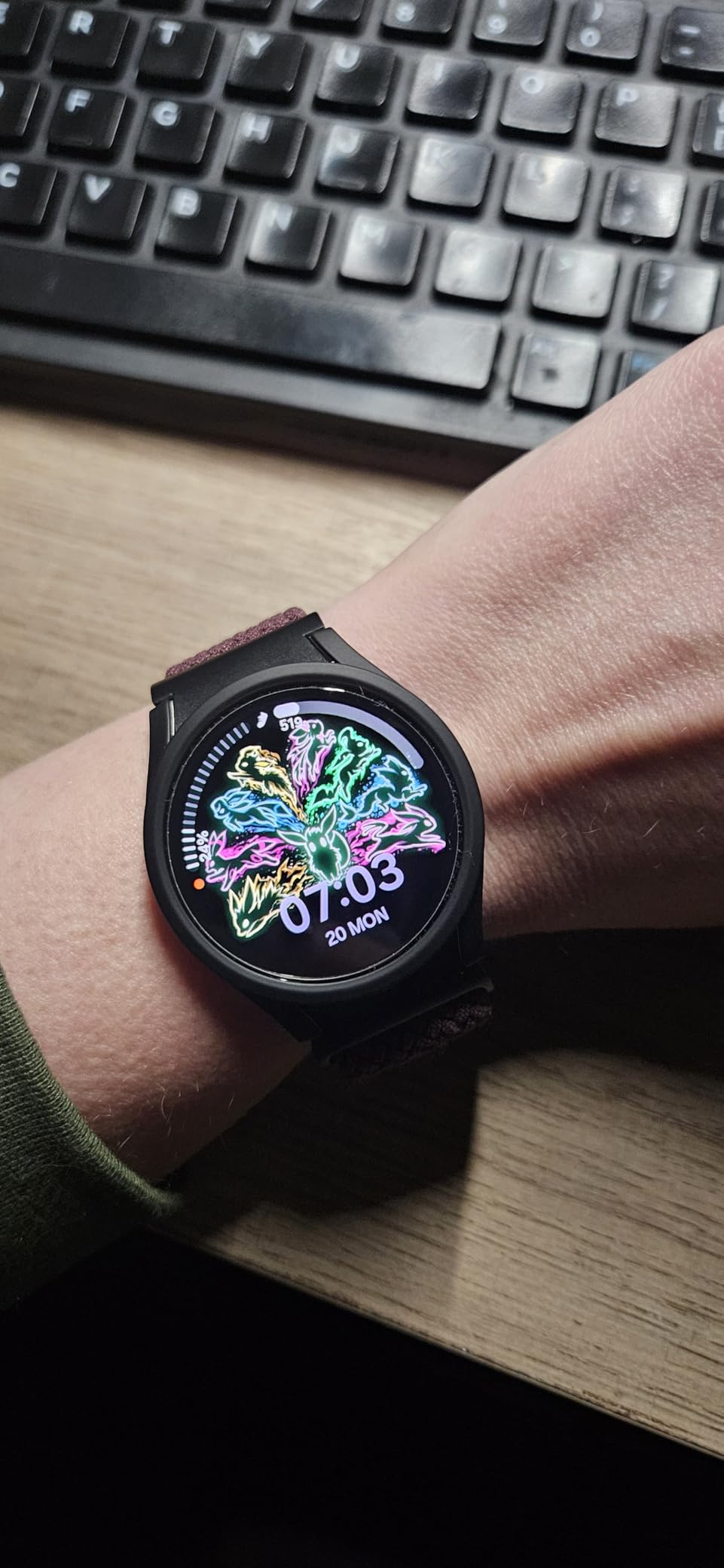 Samsung Galaxy Watch 7 40mm Bluetooth AI Smartwatch w/Energy Score, Wellness Tips, Heart Rate Tracking, Sleep Monitor, Fitness Tracker, 2024, Green [US Version, 1Yr Manufacturer Warranty] - Customer Photo 4