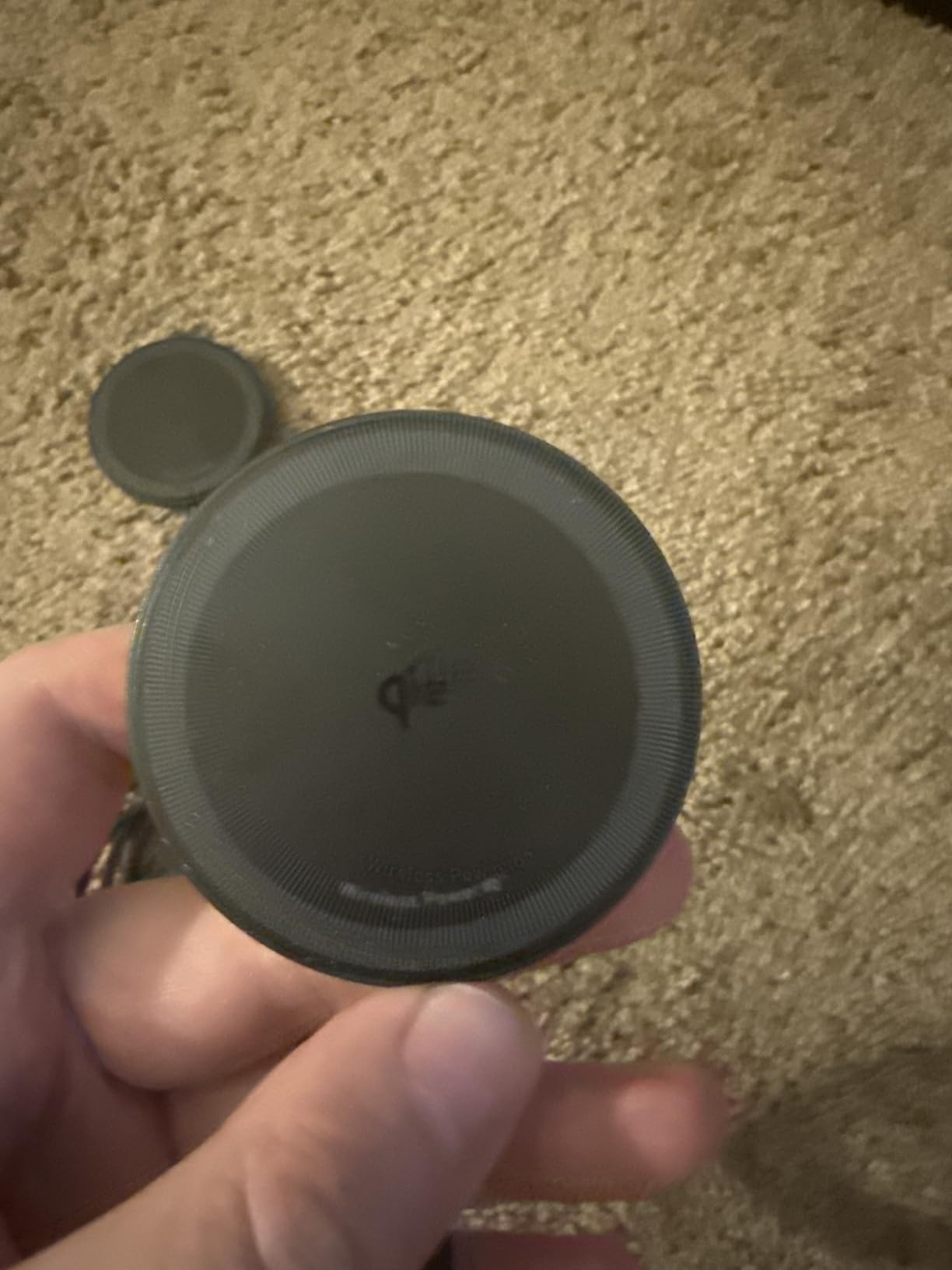 Anker Zolo Magnetic Wireless Charger, 2-Pack Qi2 Certified 15W MagSafe-Compatible Wireless Charging Pad, for iPhone 17/16/15/14/13 Series, AirPods, and More (Not for Pixel, Adapter Not Included) - Customer Photo 2