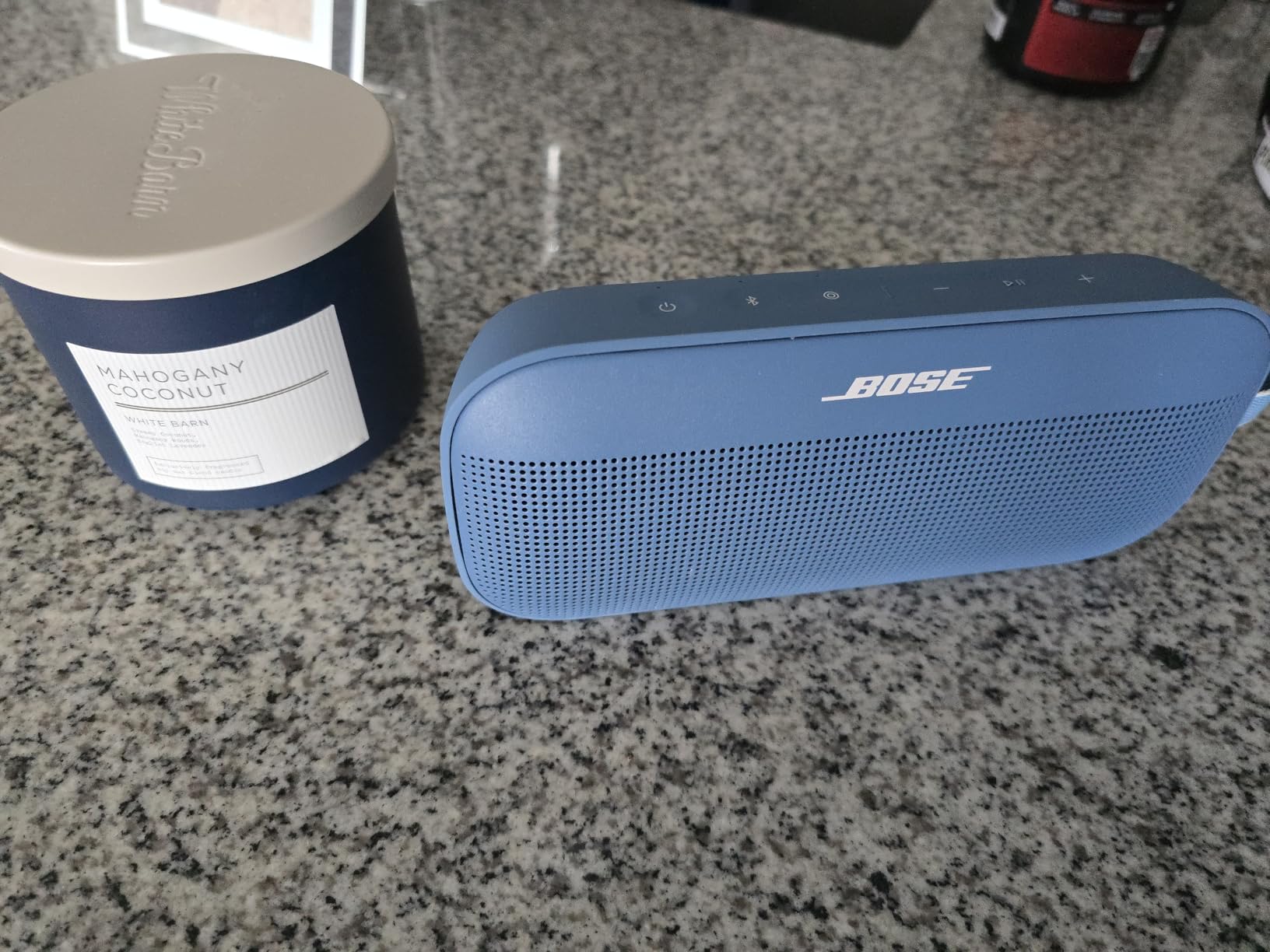 Bose SoundLink Flex Bluetooth Speaker (2nd Gen) - Portable Outdoor Speaker with Hi-Fi Audio, Waterproof and Dustproof, USB-C, Up to 12 Hours Battery Life, Twilight Blue - Limited Edition Color - Customer Photo 4