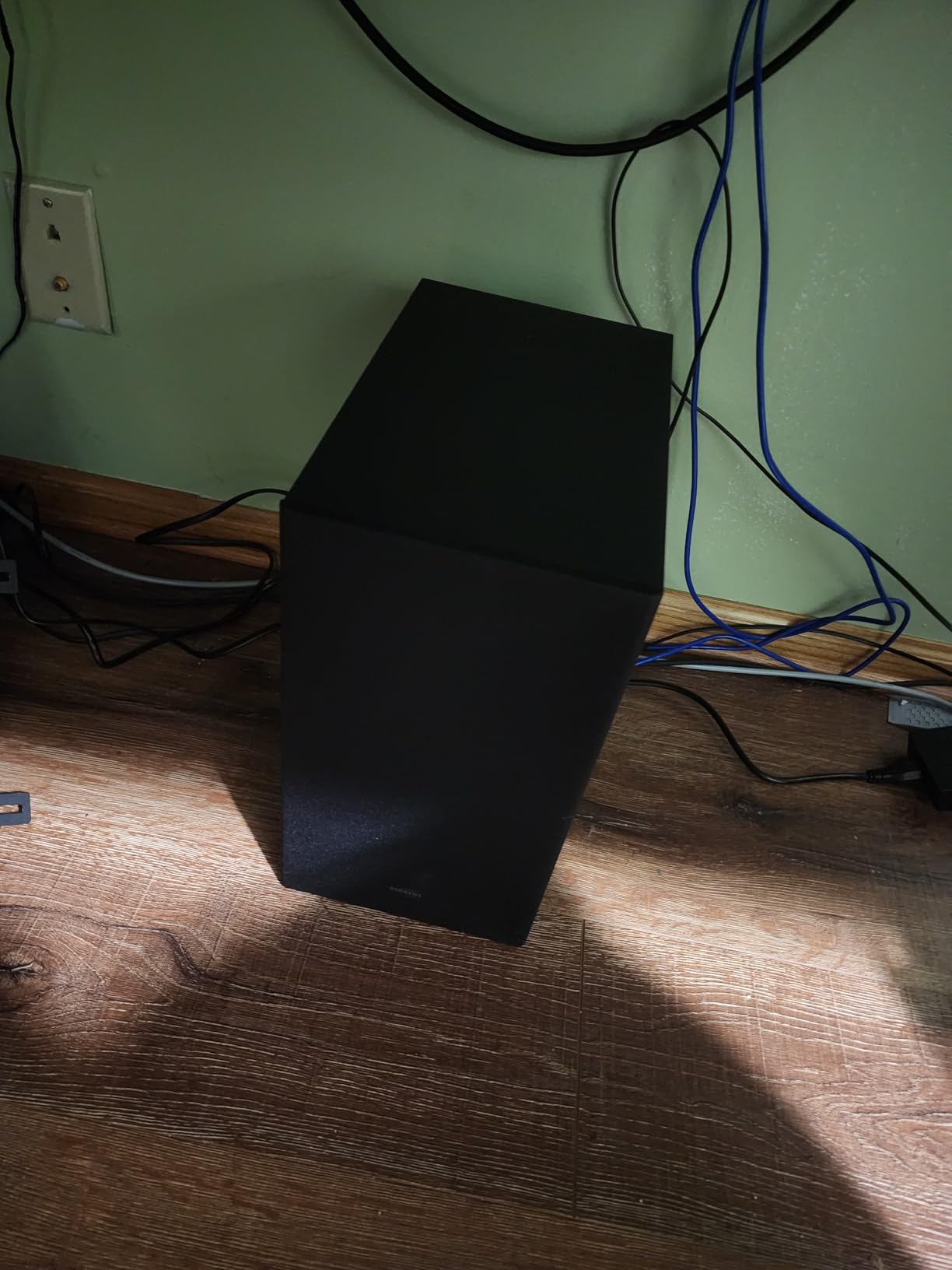 Samsung B-Series Soundbar HW B400F 2.0 ch Soundbar with Built in Subwoofer (2025 Model) One Remote Control, Surround Sound Expansion, Voice Enhance Mode - Customer Photo 1