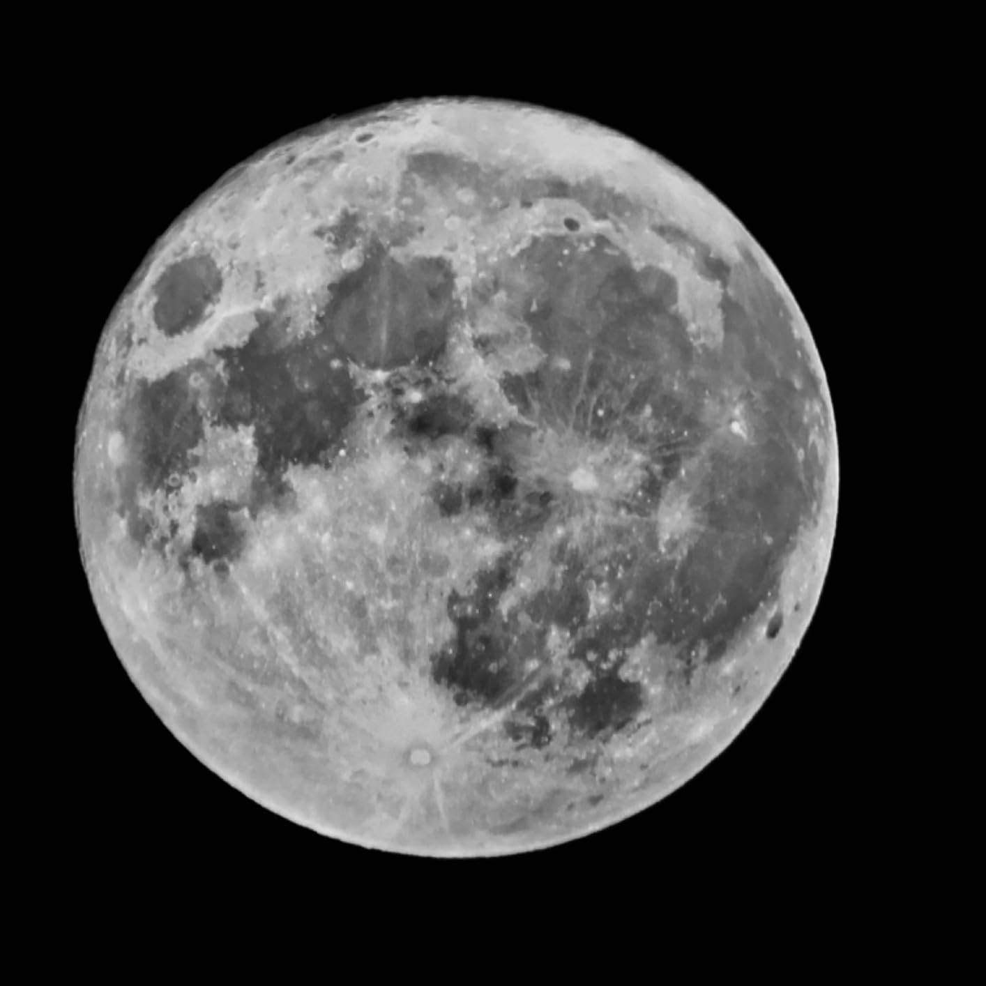 Celticbird Telescope for Adults High Powered, 80mm Aperture 600mm AZ Mount Refractor Telescope for Kids Beginners - Portable Telescopes for Adults Astronomy with Backpack, Phone Adapter, Moon Filter customer photo 2