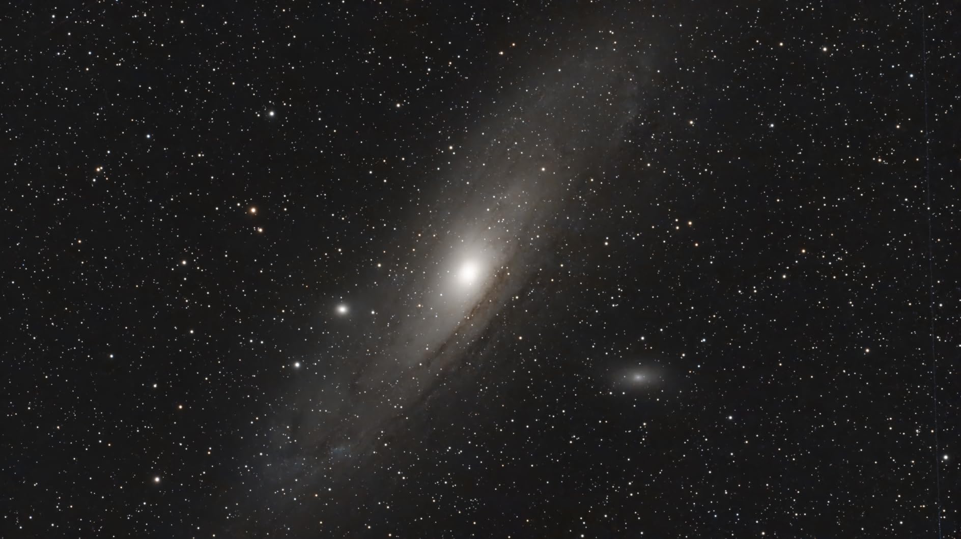 DWARFLAB Dwarf 3 Smart Telescope - Portable Astrophotography Camera, Capture Astronomy/Wildlife/Panorama, AZ/EQ Mode, Built-in Processing, 4K Auto-Tracking, Ultra-Light 3lb, Ideal for All Ages customer photo 1